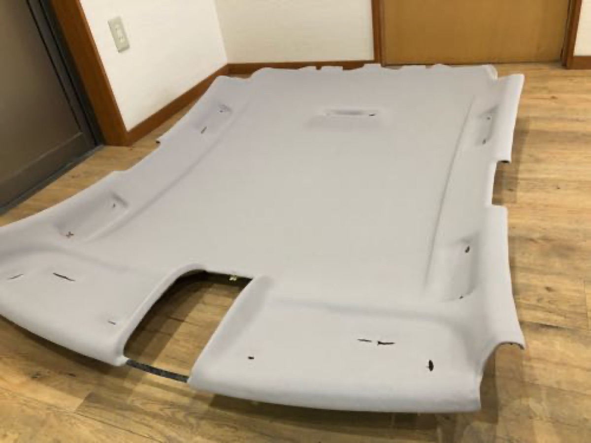 アウディA6天井張り替え 天井垂れ張り替え 施工写真 4