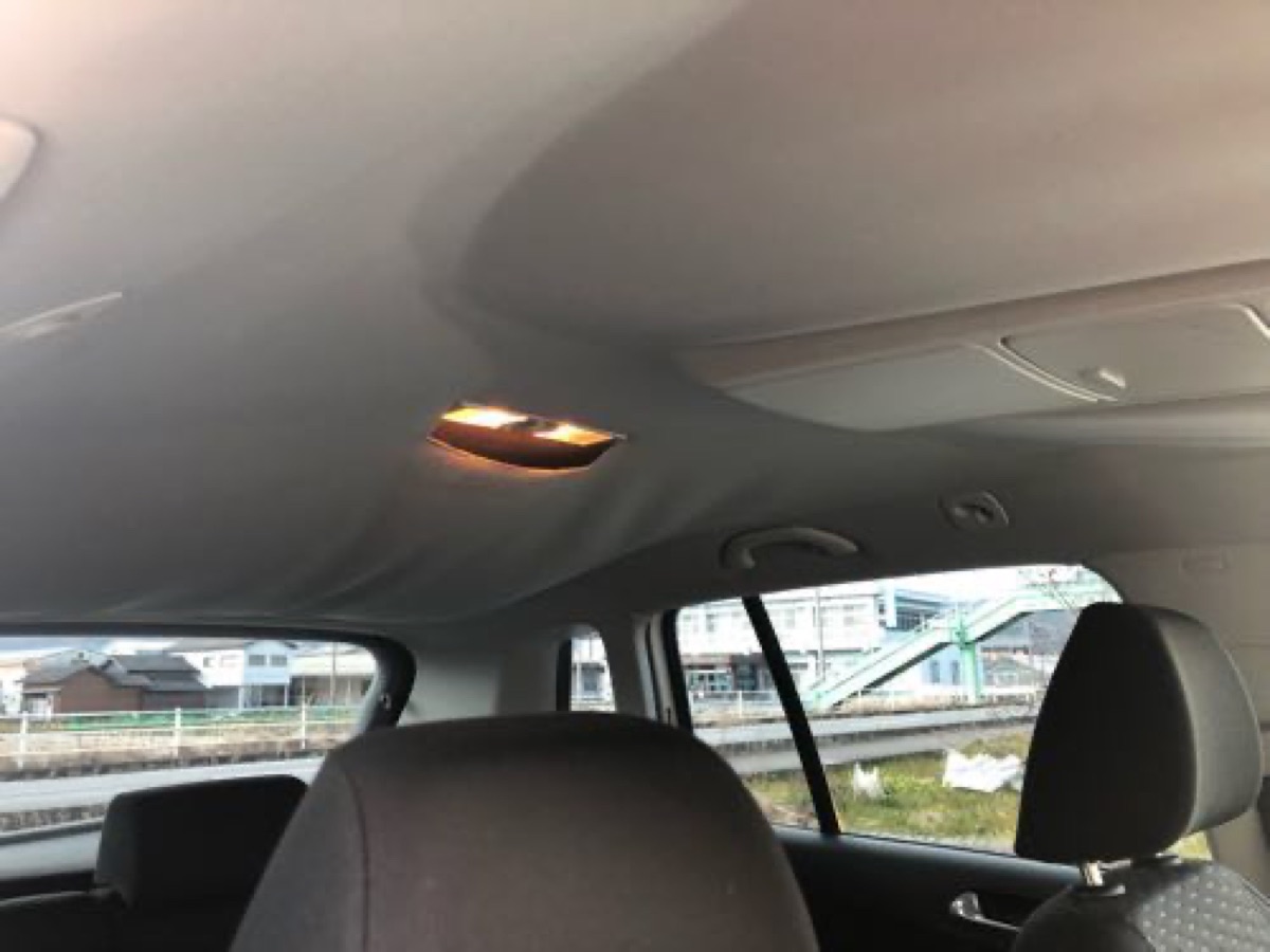 ワーゲン 天井張り替え 車の天井張り替え施工
