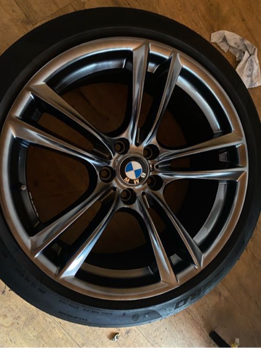 BMW ホイール修理 純正ホイール カラーリング 施工写真 2