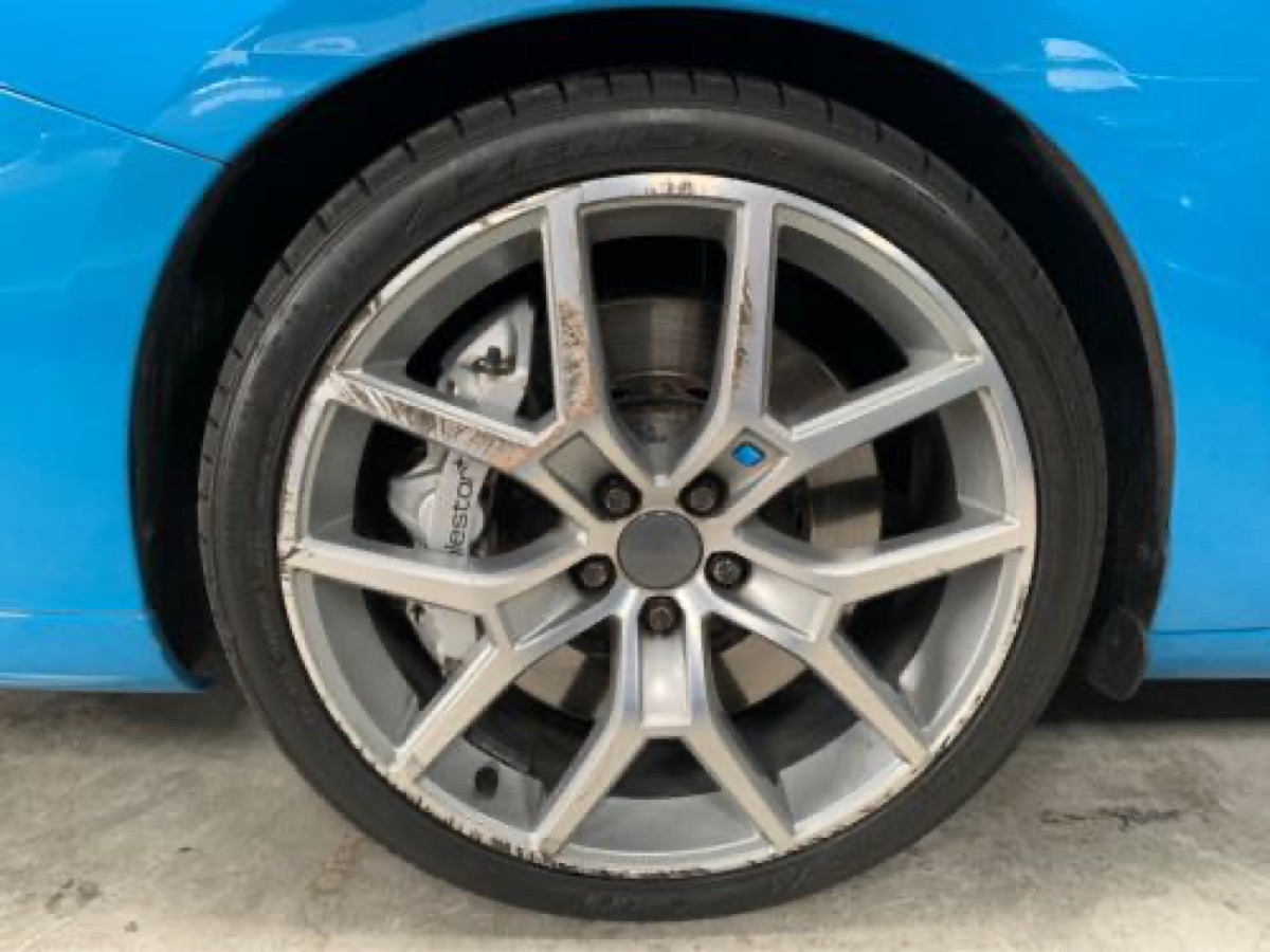 BMW ホイール修理 純正ホイール 部分塗装修理