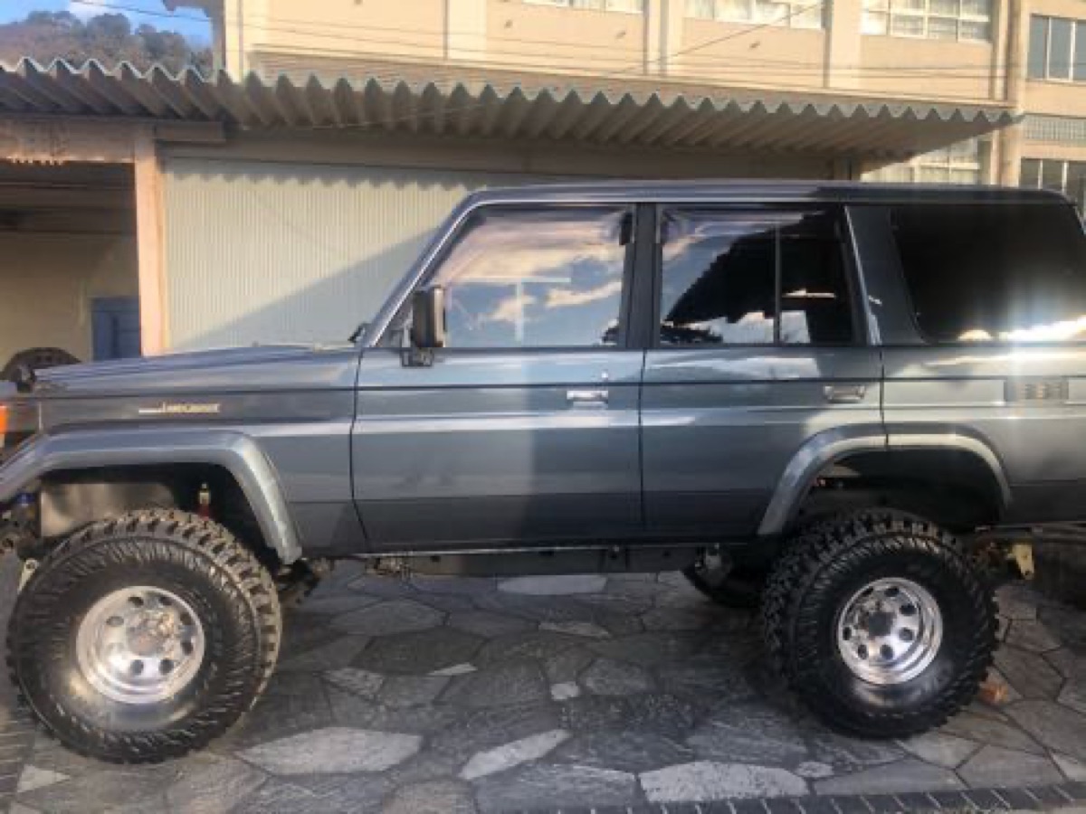 ランクル70  ミッキートンプソンホイール カラーチェンジ