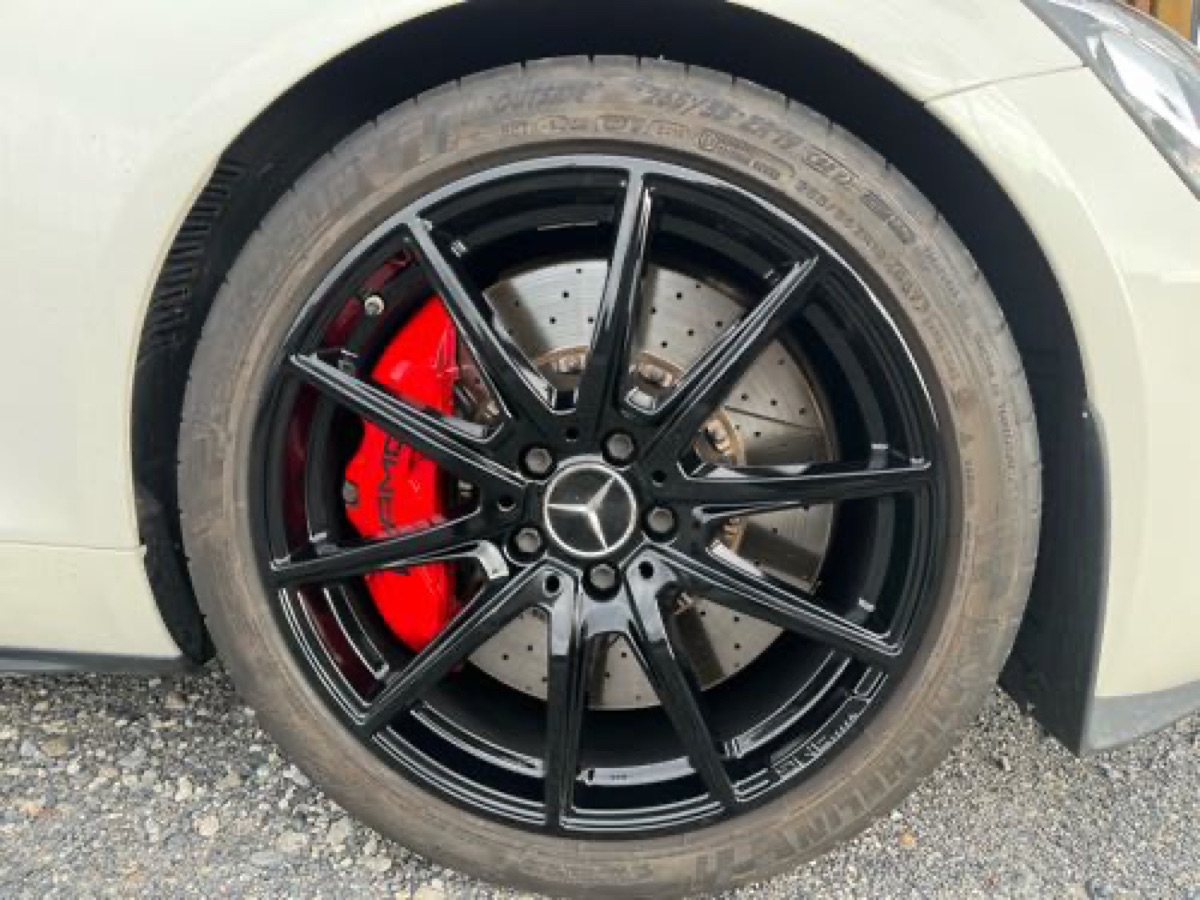 ベンツ GTホイール修理 純正ホイール カラーチェンジ 施工写真 2