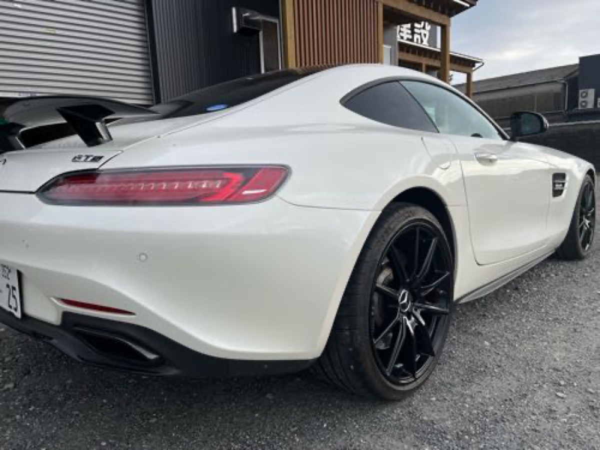 ベンツ GTホイール修理 純正ホイール カラーチェンジ 施工写真 3