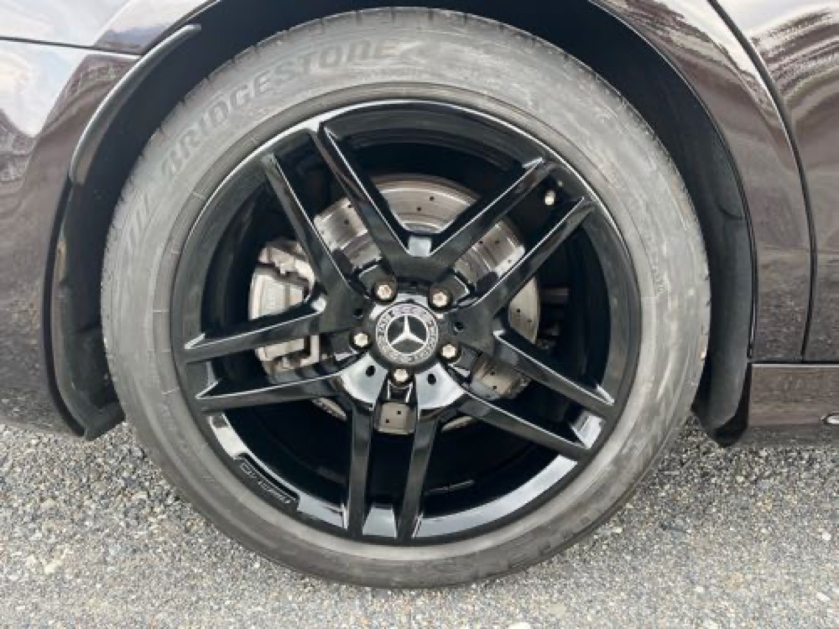 ベンツSクラス ホイール修理 純正ホイール カラーチェンジ 施工写真 2