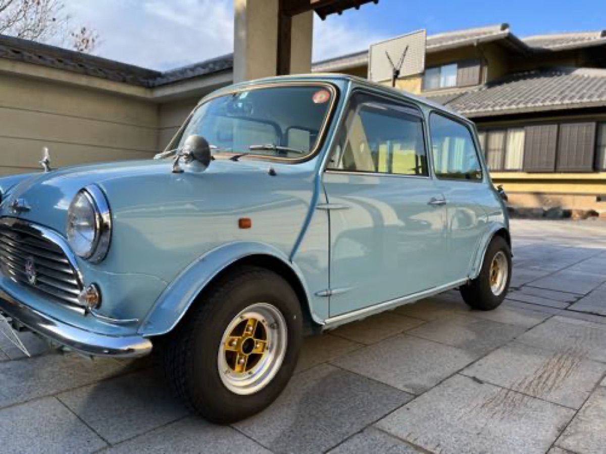 ミニクーパー ホイール修理 純正ホイール カラーチェンジ 施工写真 3