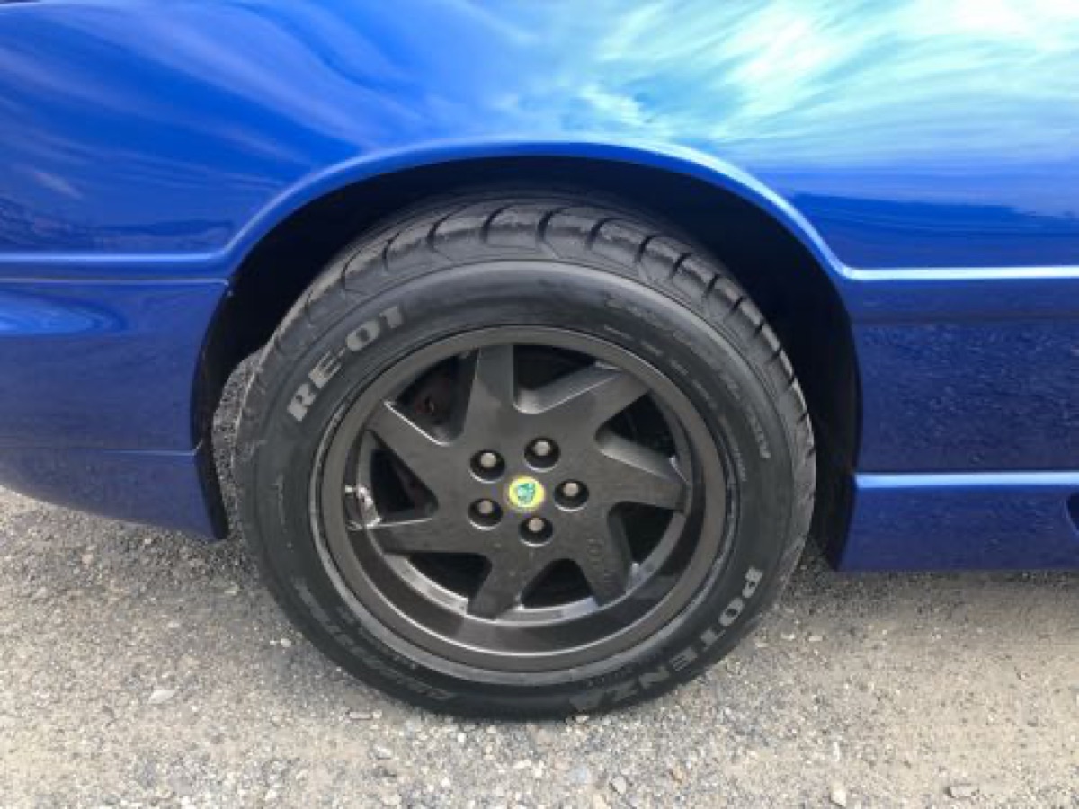 Lotus 純正アルミホイール ガンメタカラーチェンジ 施工写真 5